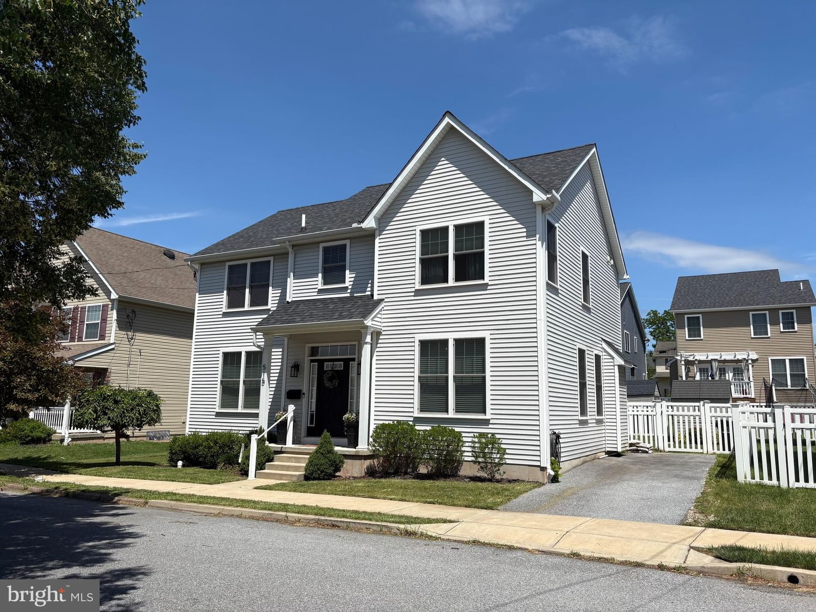 515 RHOADES ST, PHOENIXVILLE 19460, PA