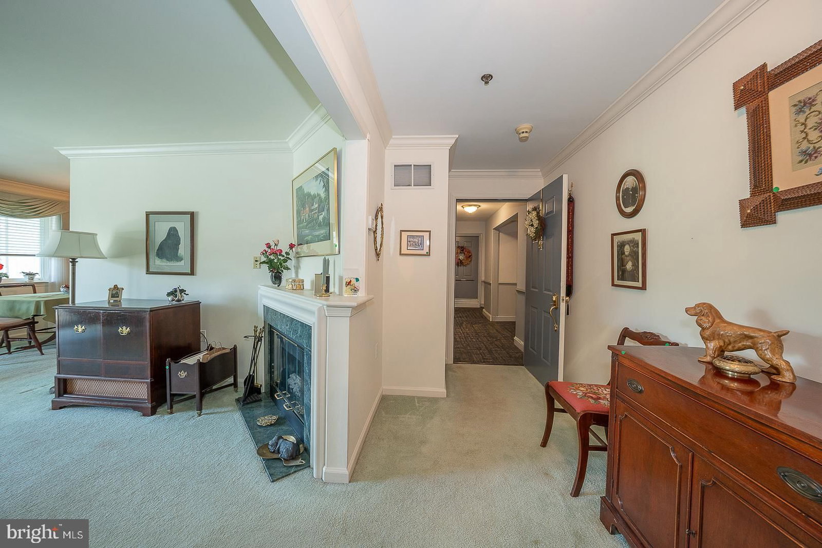 420 PAOLI POINTE DRIVE #420-M photograph