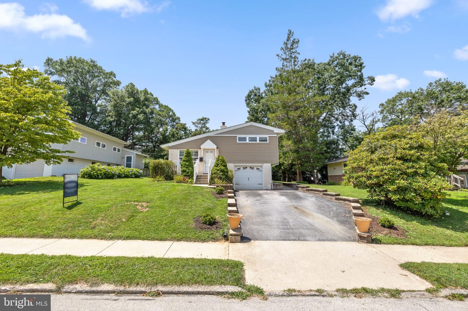 6 NOLAN DR, MALVERN 19355, PA