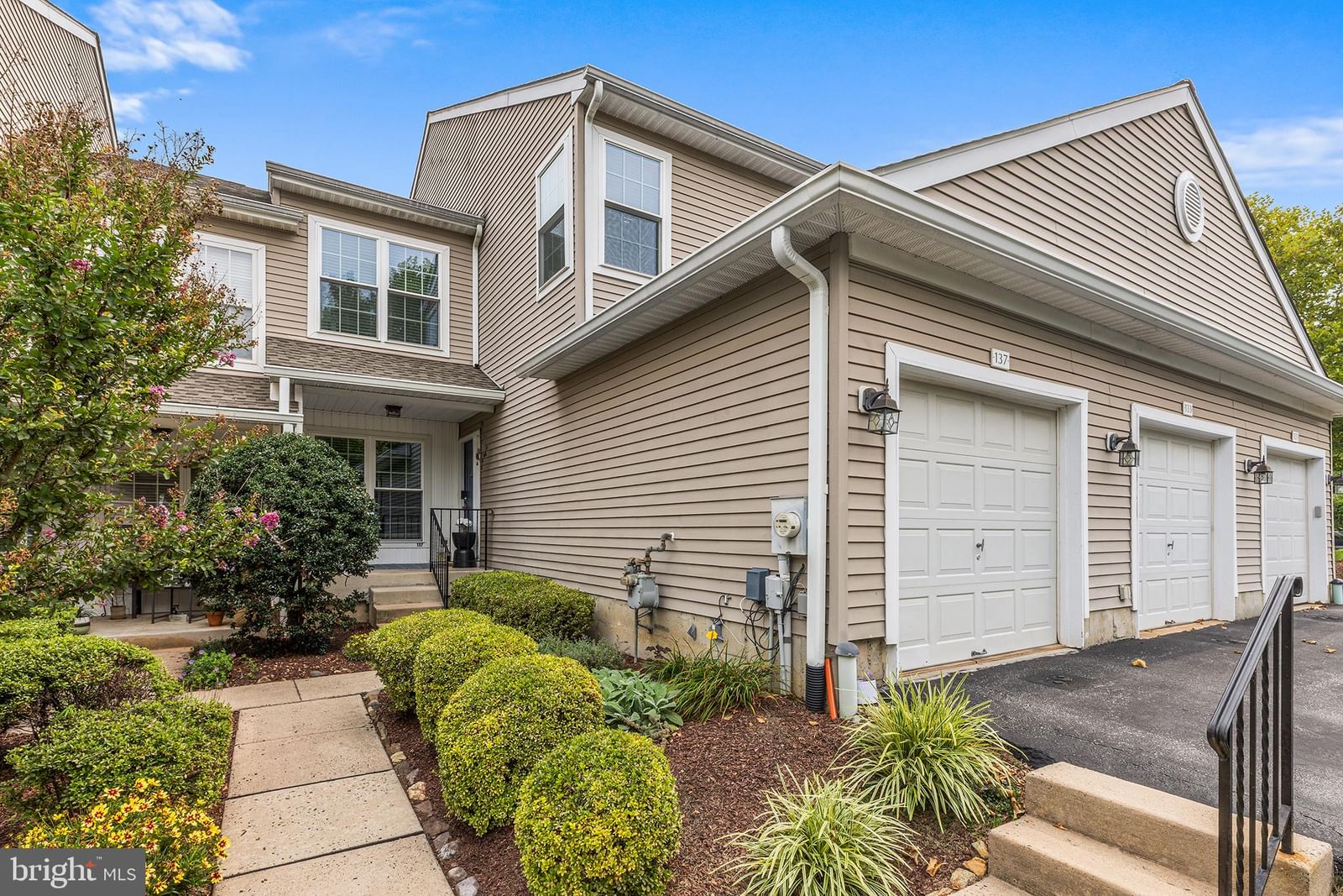 137 LEWISVILLE CT, PHOENIXVILLE 19460, PA