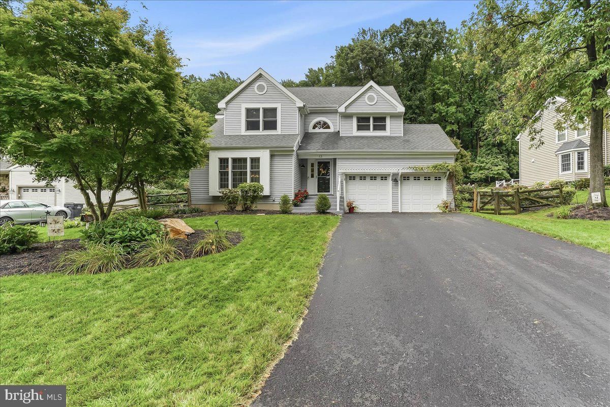 13 CANTERBURY DR, KENNETT SQUARE 19348, PA