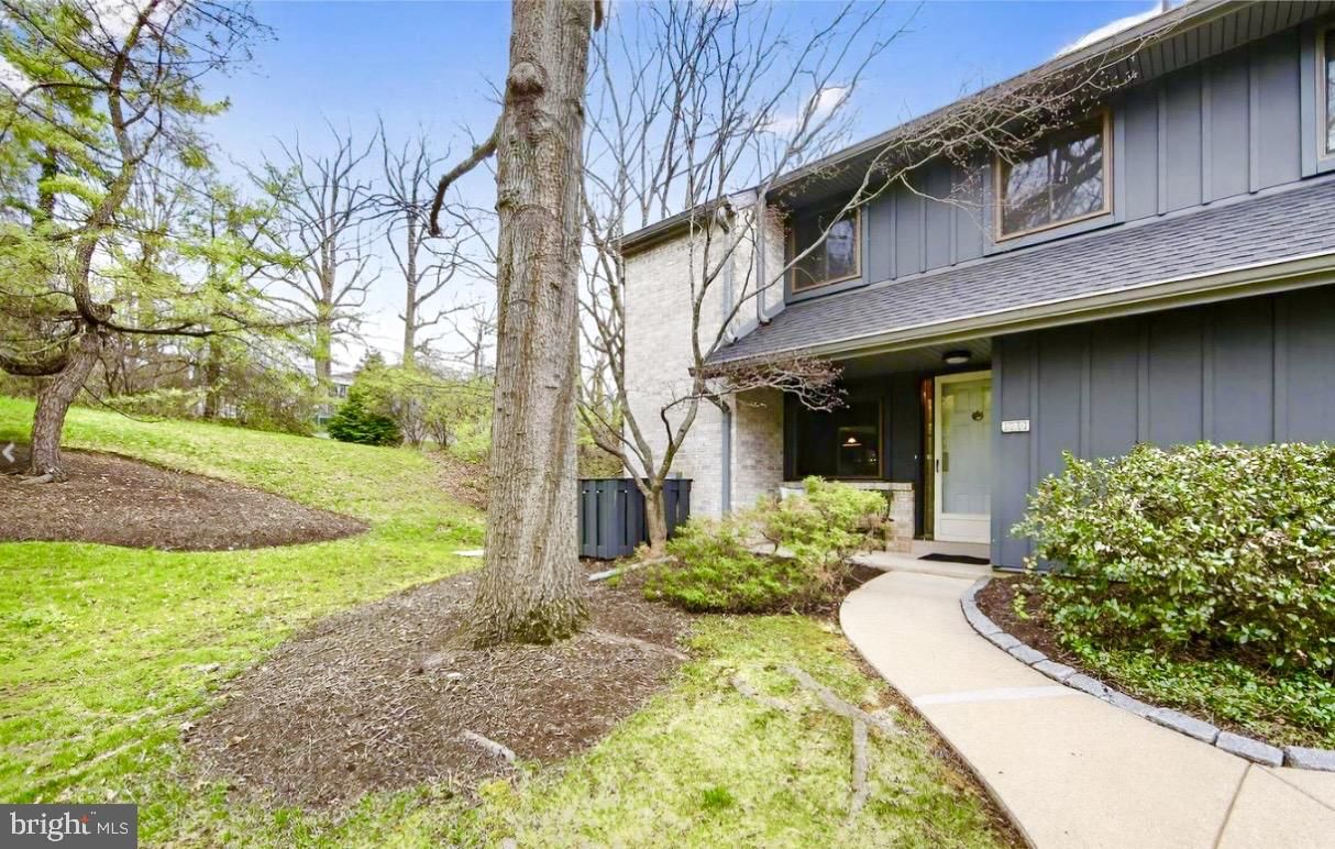 529 FOXWOOD LN, PAOLI 19301, PA