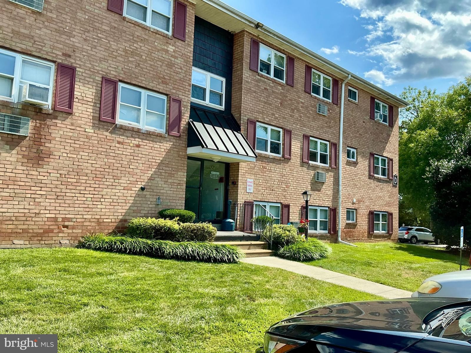 335 E LANCASTER AVENUE #D5 photograph