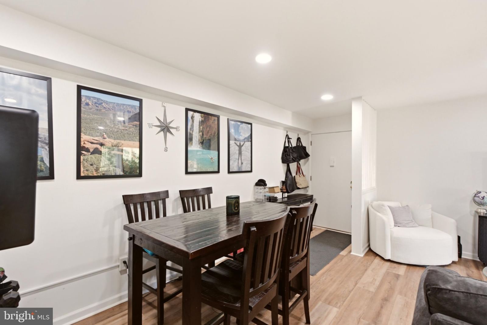 1304 VALLEY DRIVE #1304 photograph