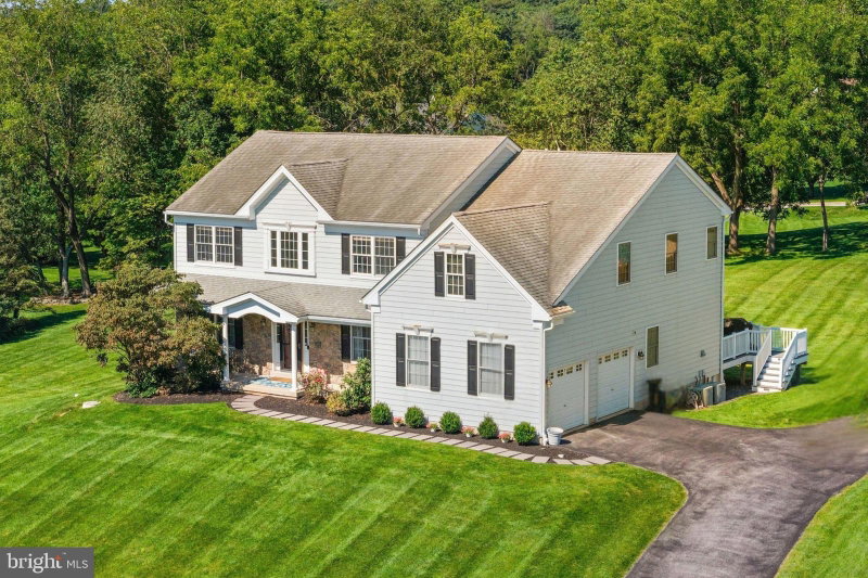 1731 TERESA COURT