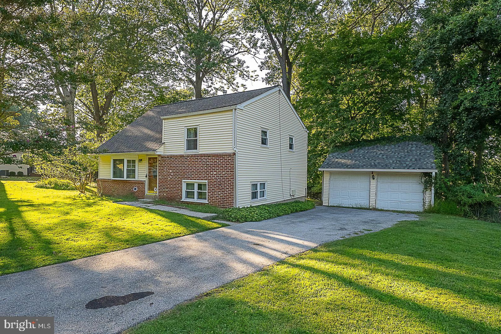 1 SUNSET DR, PAOLI 19301, PA