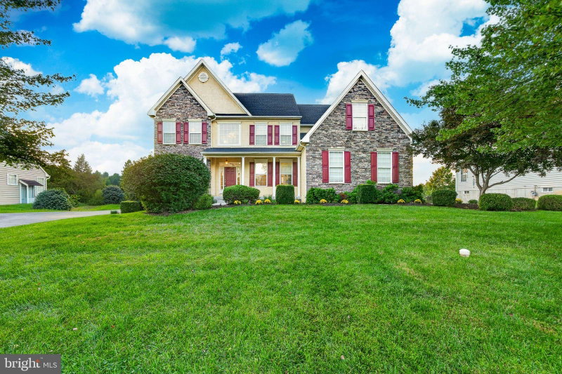 116 CYPRUS LN