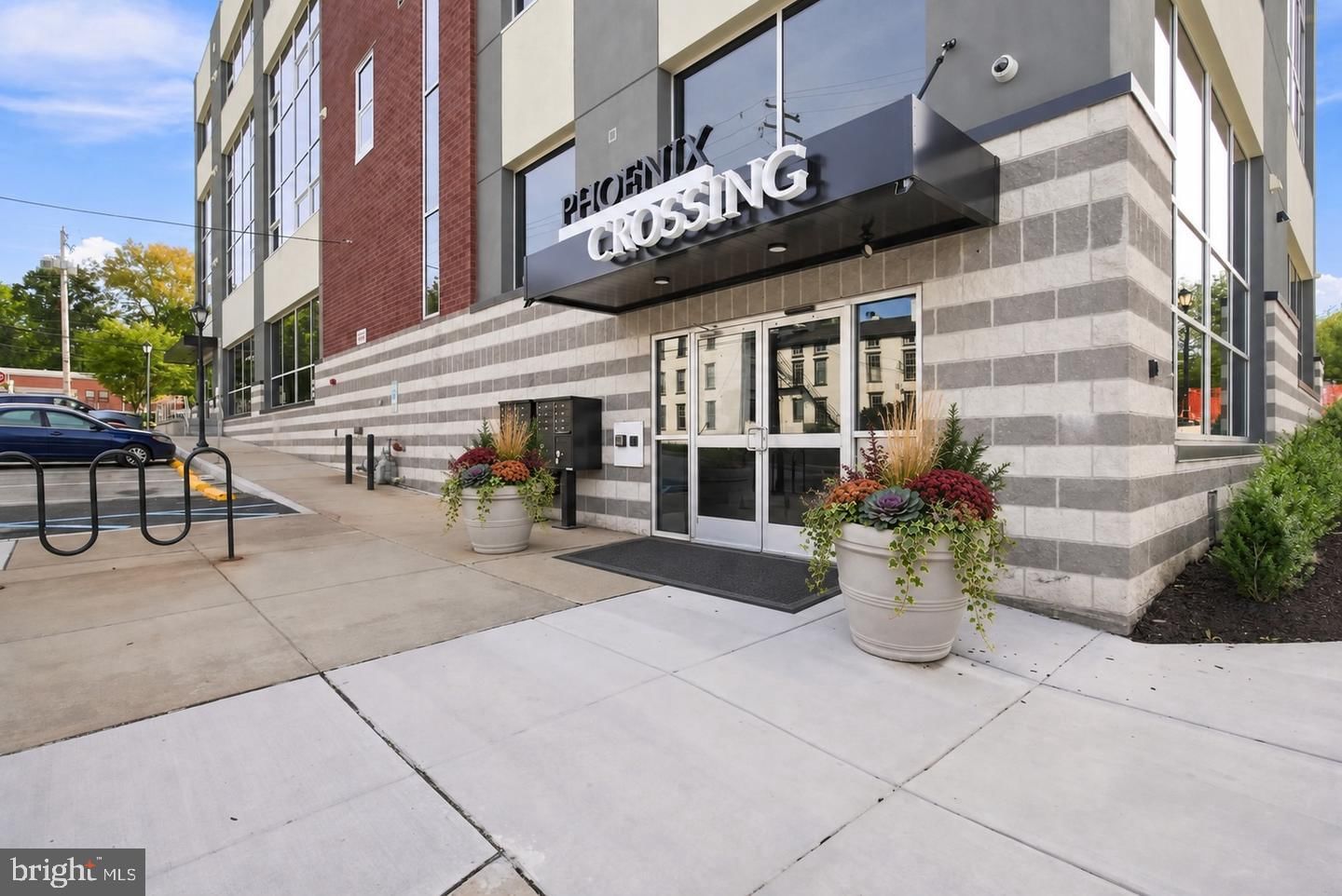 99 BRIDGE STREET #ADDISON photograph