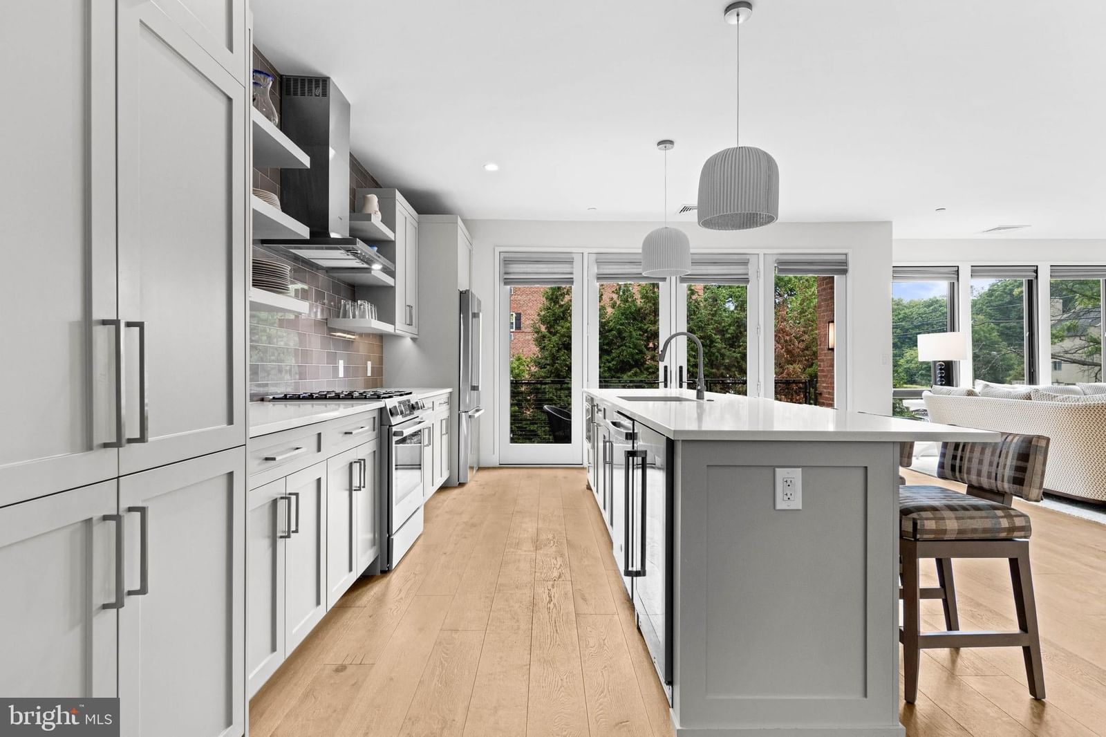 427 E LANCASTER AVENUE #1101 photograph