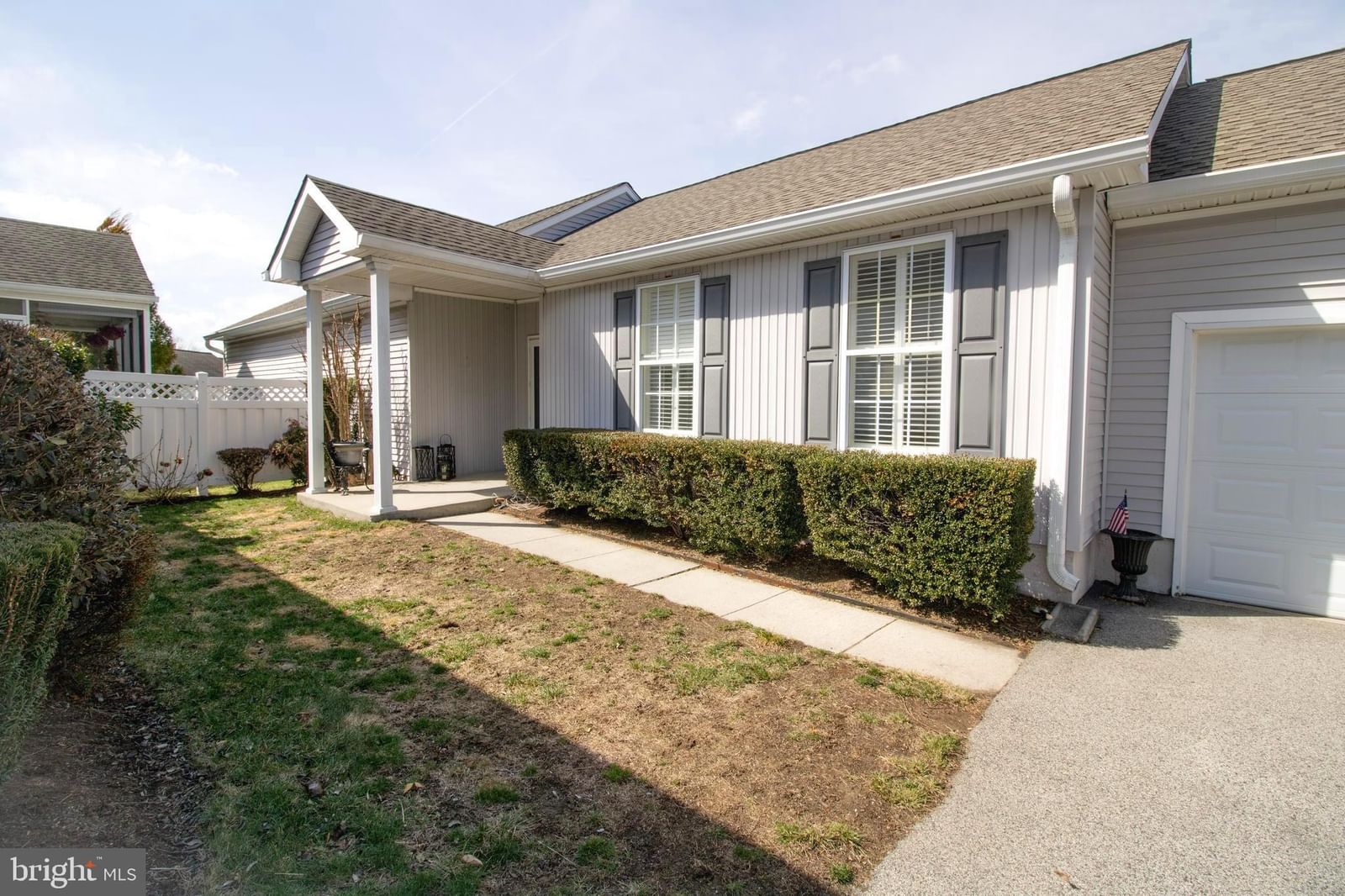 2003 HUNT MASTER LN, GLEN MILLS 19342, PA
