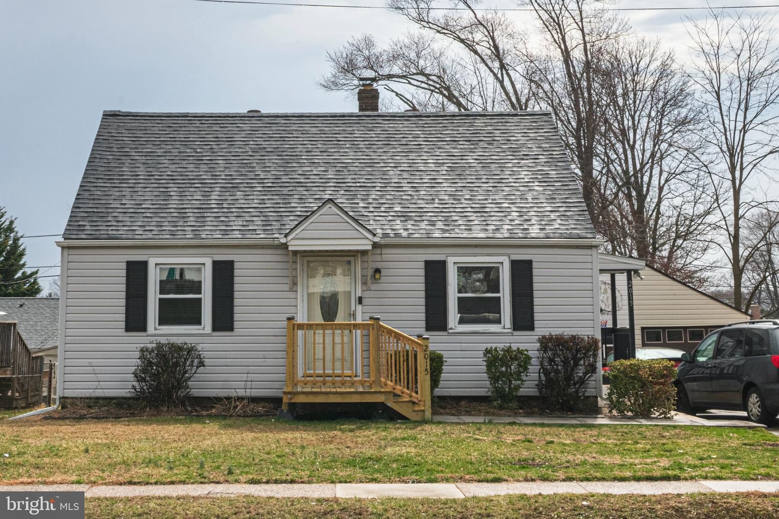 2015 DUTTON MILL RD, ASTON 19014, PA
