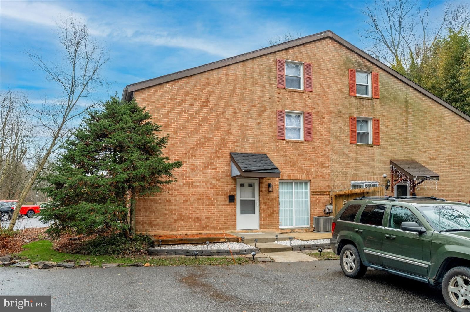 96 PARK VALLEI LN, BROOKHAVEN 19015, PA