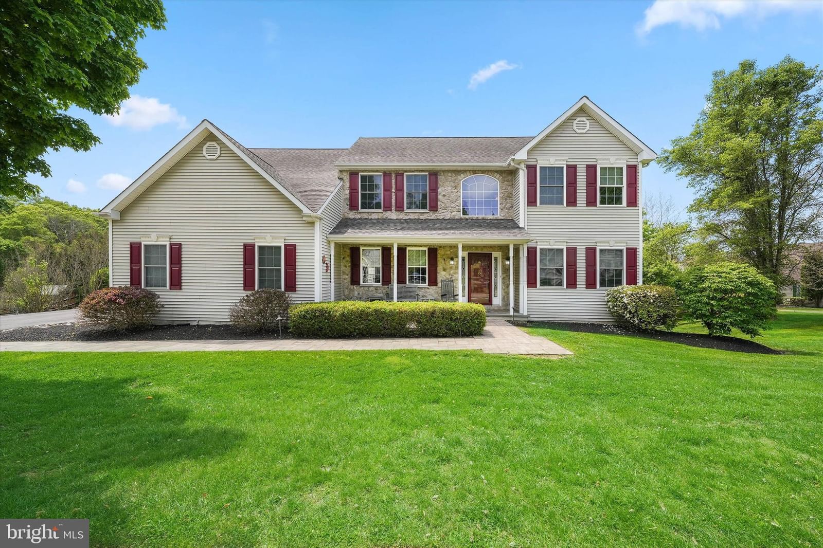 27 TWIN CREEKS DR, THORNTON 19373, PA