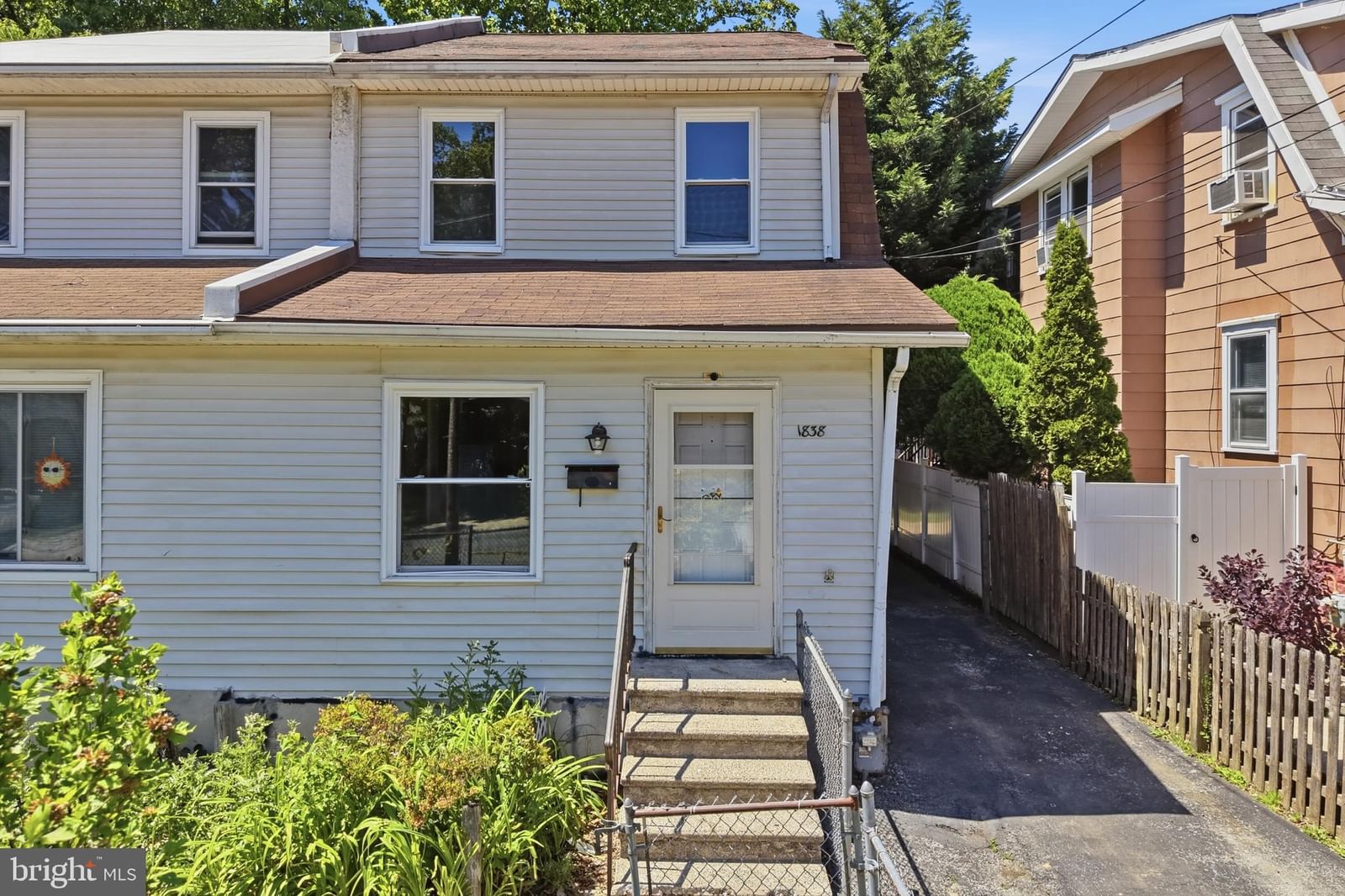 1838 SHALLCROSS AVE, FOLCROFT 19032, PA