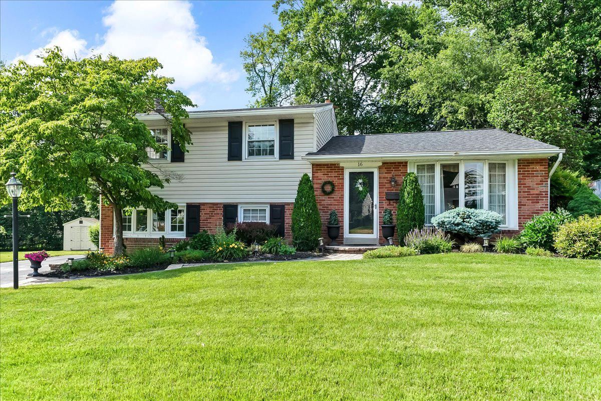 16 GROVE LN, BROOMALL 19008, PA