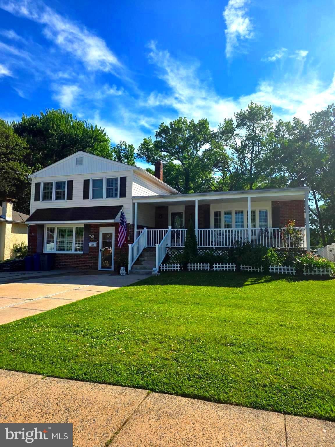 649 HUTCHINSON TER, HOLMES 19043, PA