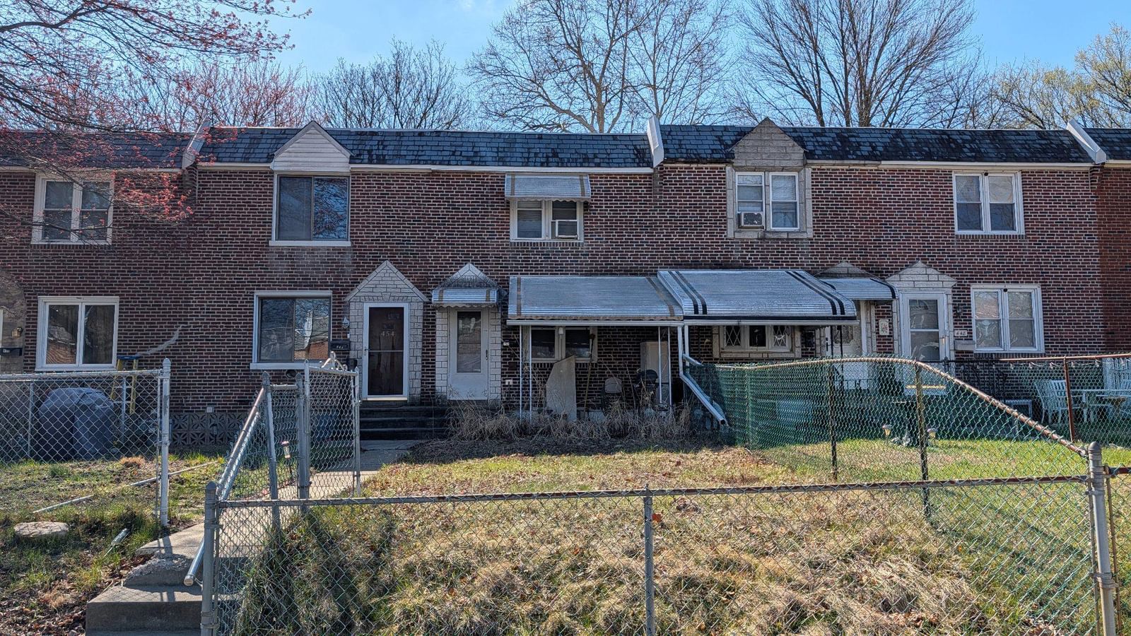 452 WESTMONT DR, DARBY 19023, PA