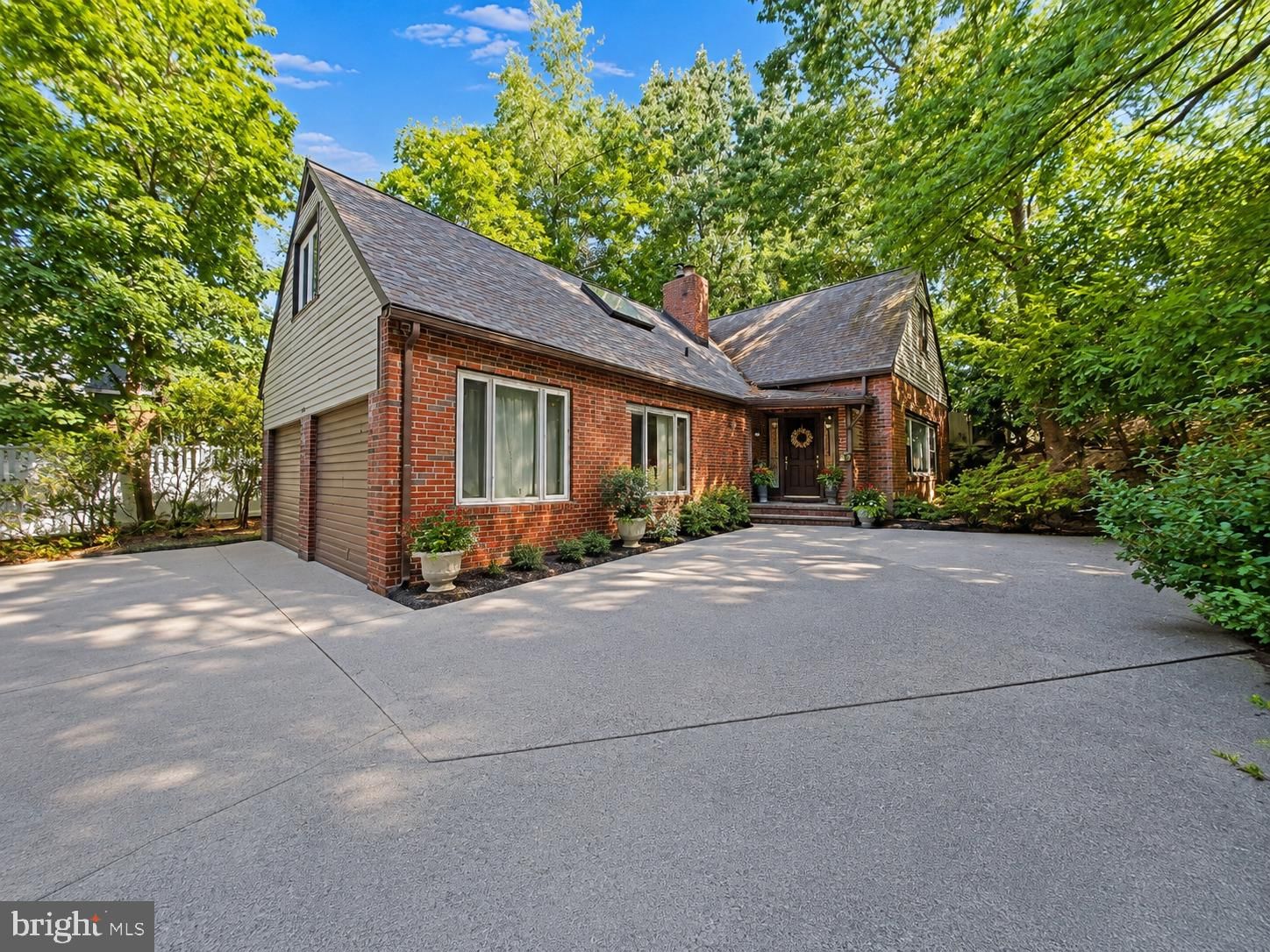1746 GREEN VALLEY RD, HAVERTOWN 19083, PA