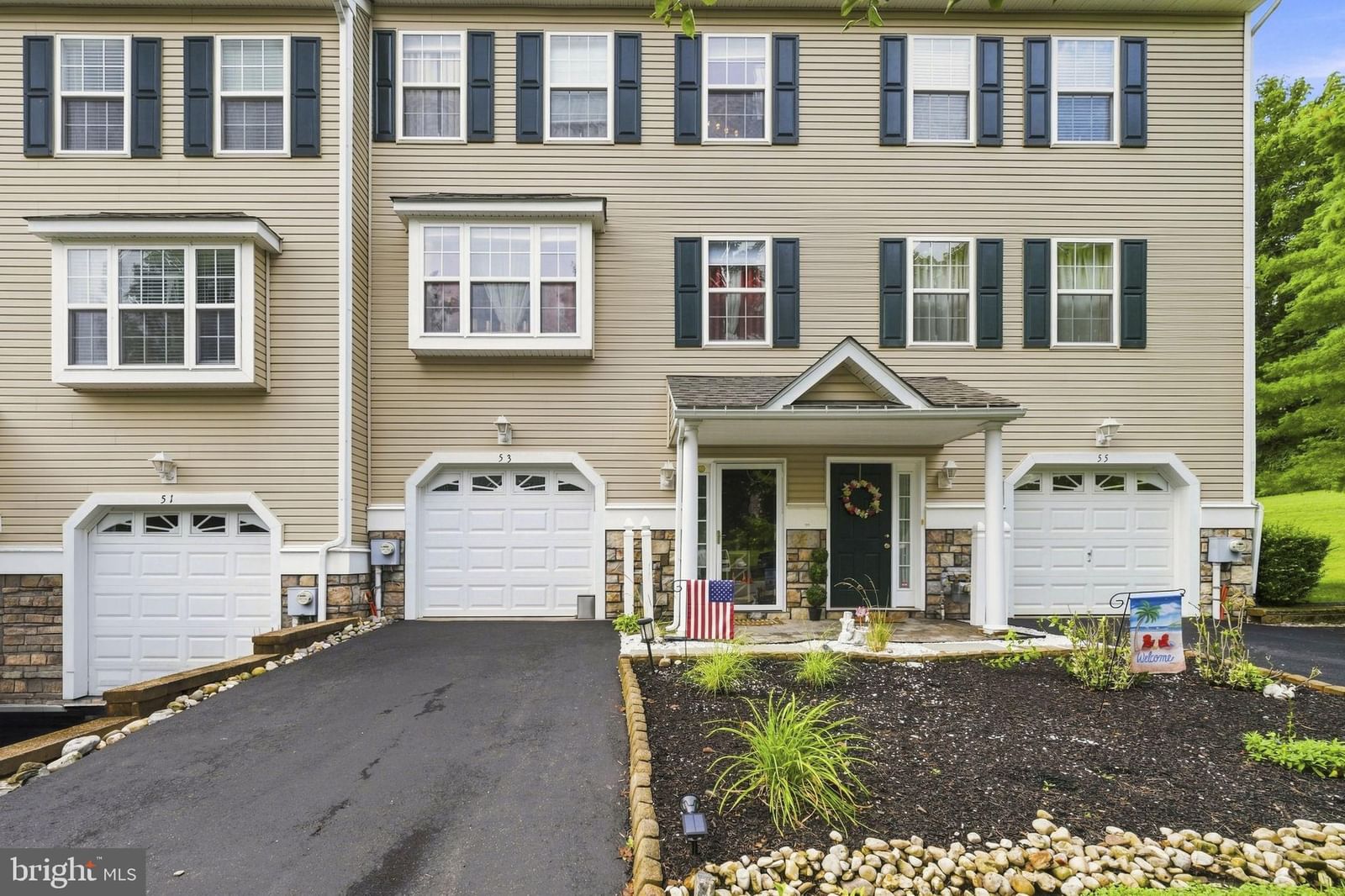 53 HOAG LN, ASTON 19014, PA