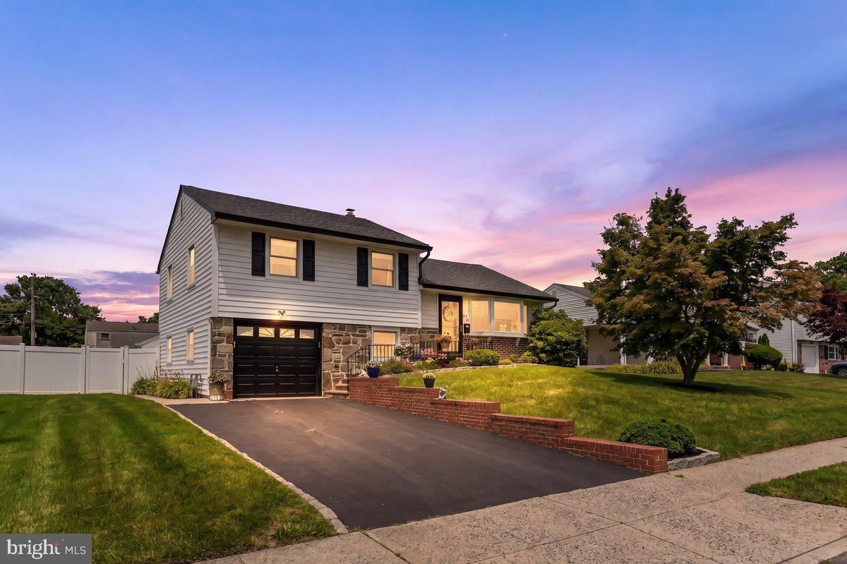 240 TALBOT DR, BROOMALL 19008, PA