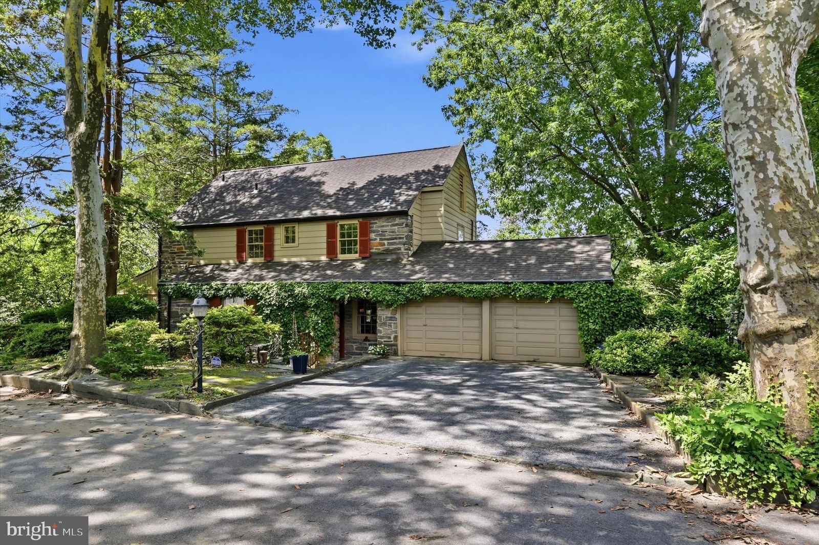 1010 CREST RD, WYNNEWOOD 19096, PA