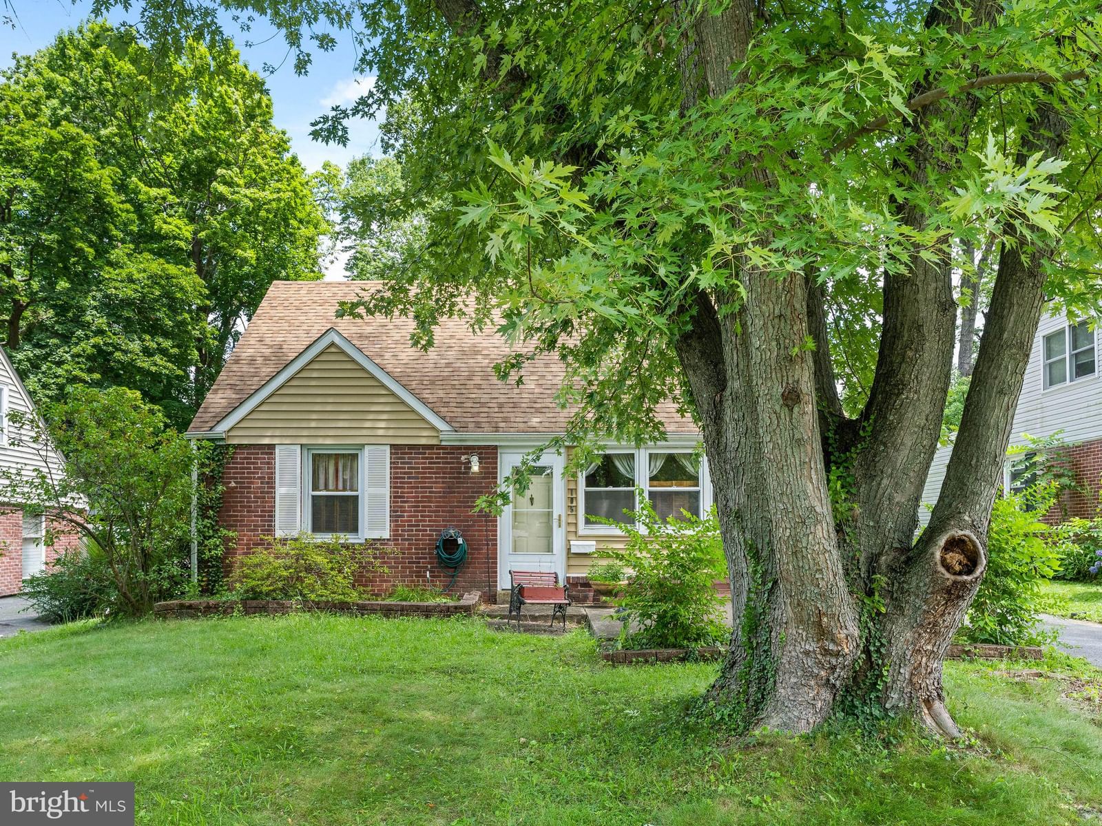 105 YALE SQ, MORTON 19070, PA