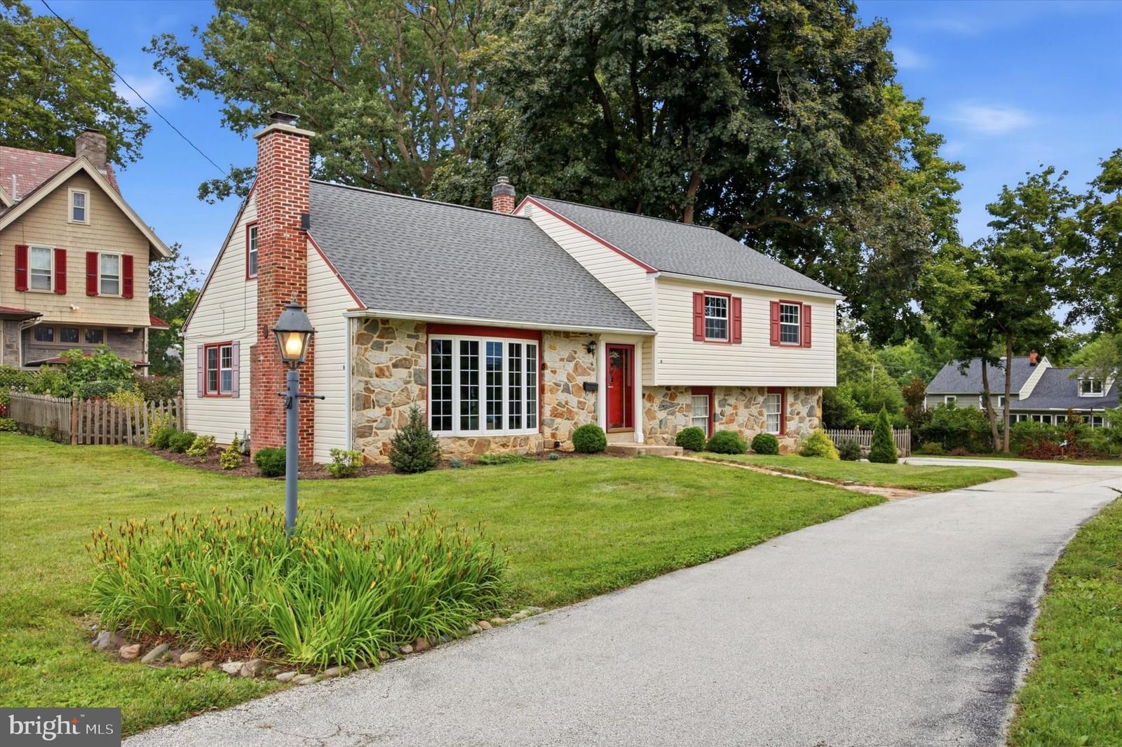 6 SHARPLESS LN, MEDIA 19063, PA