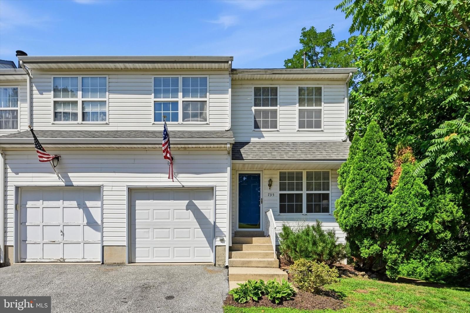 735 HAWTHORNE LN, ASTON 19014, PA