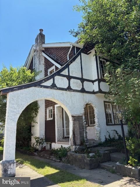 209 1ST AVE, BROOMALL 19008, PA