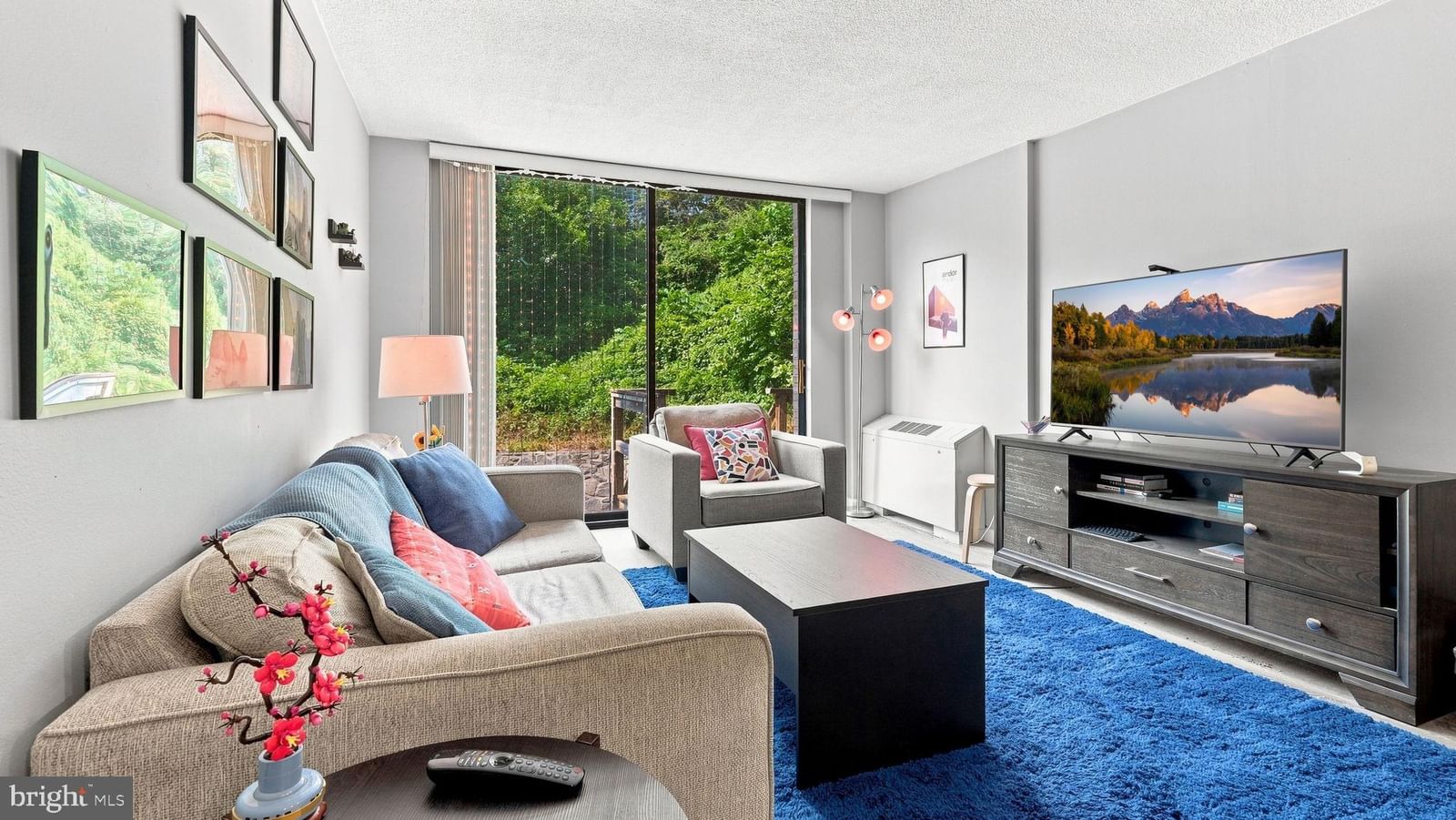 801 YALE AVENUE #101 photograph