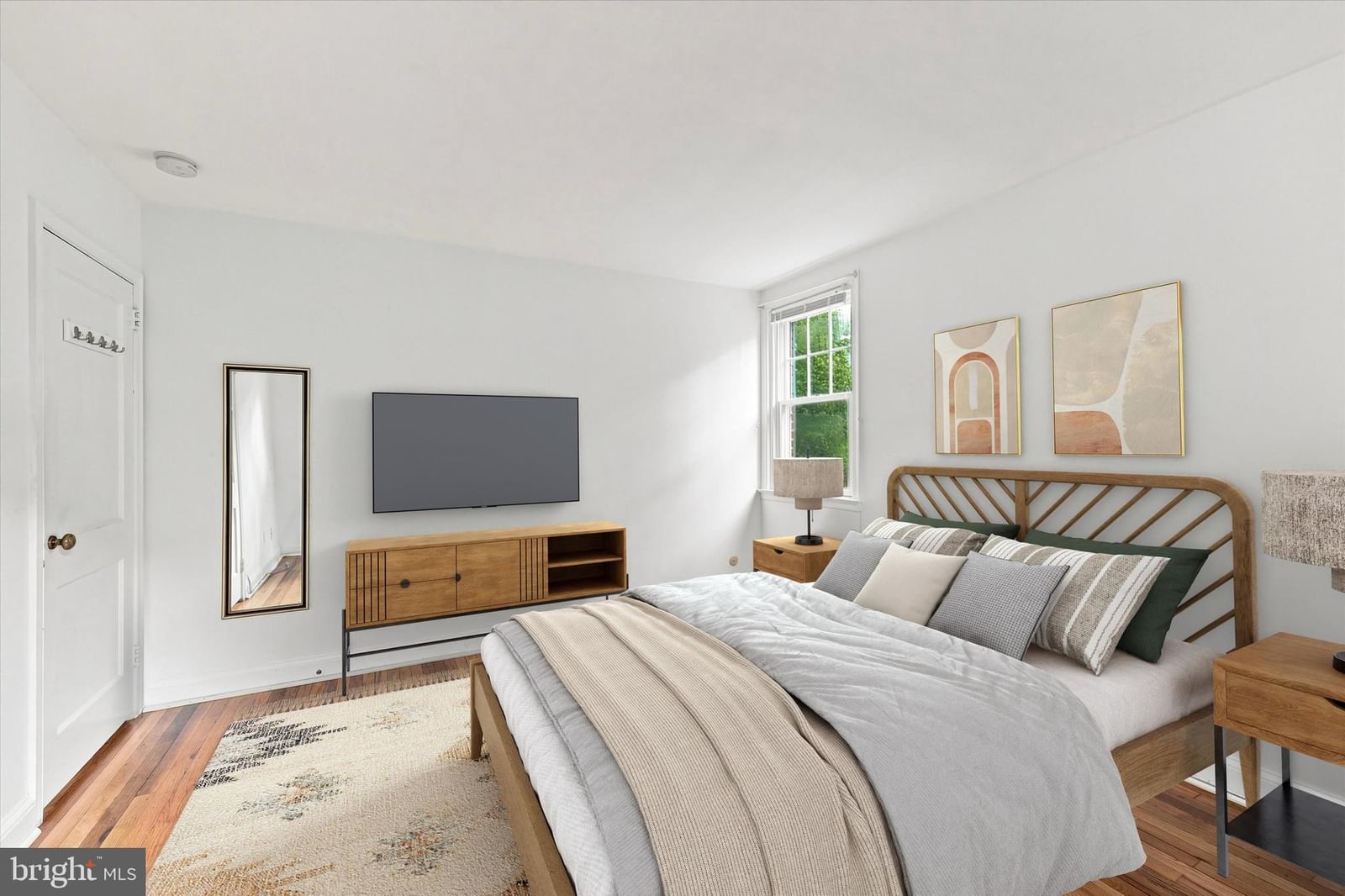 500 E LANCASTER AVENUE #127A photograph