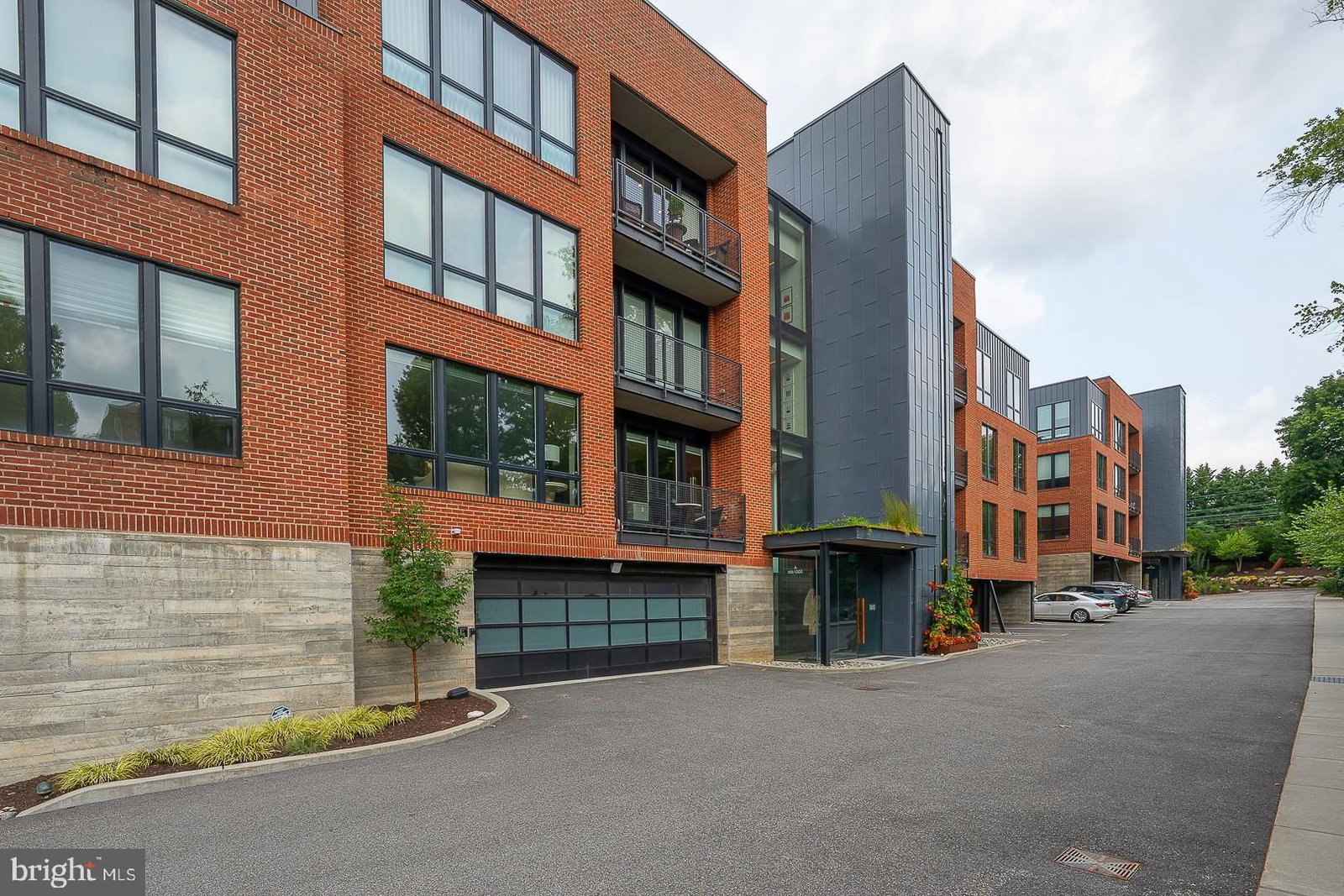 427 E LANCASTER AVENUE #1301 photograph