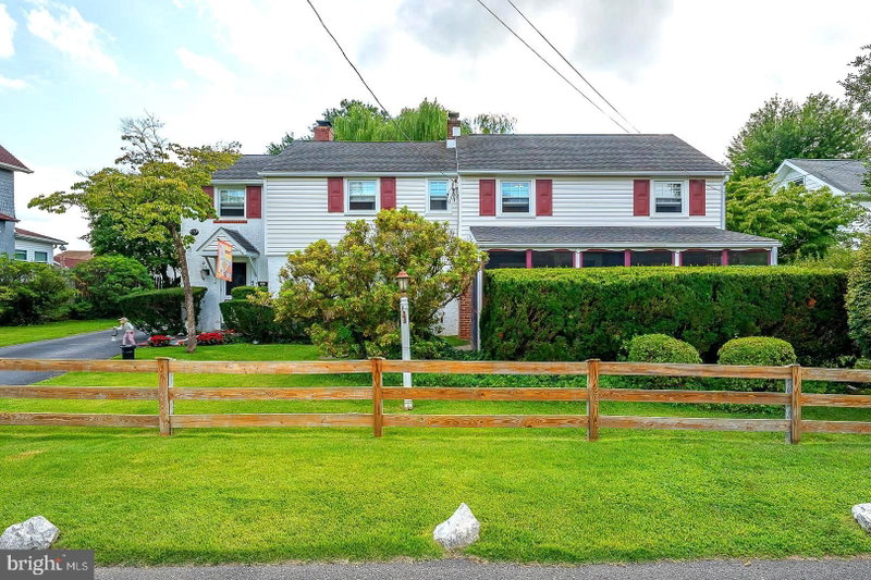 522 WILDE AVENUE