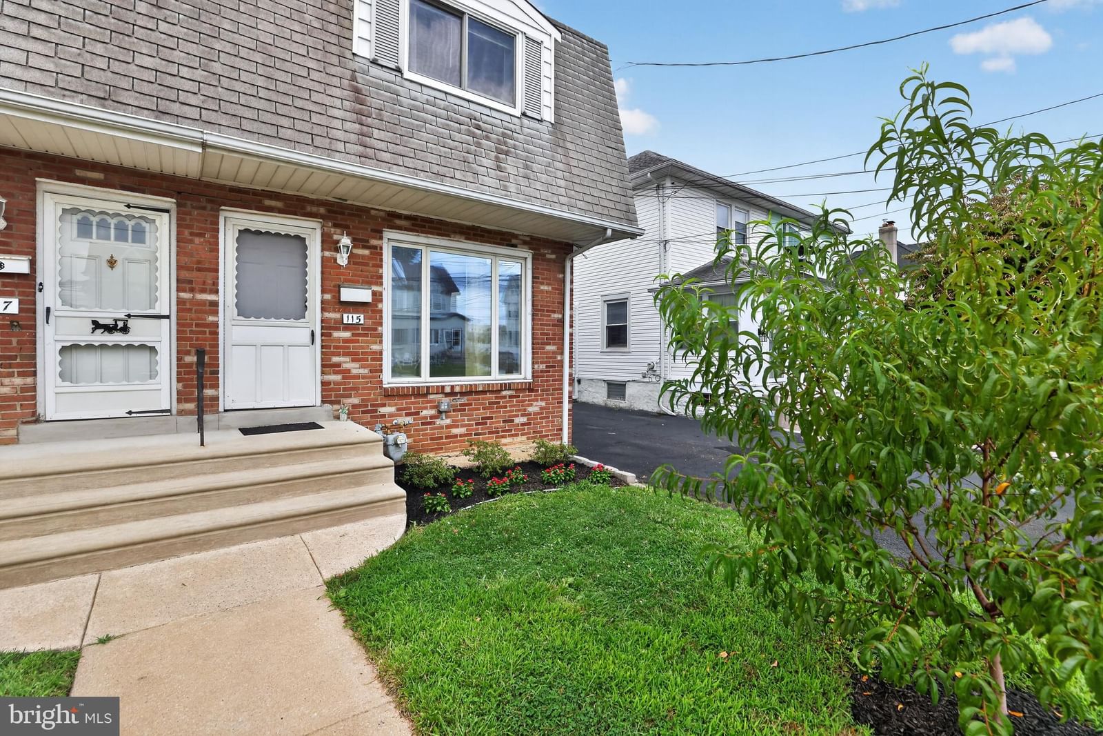 115 N WELLS AVE, GLENOLDEN 19036, PA