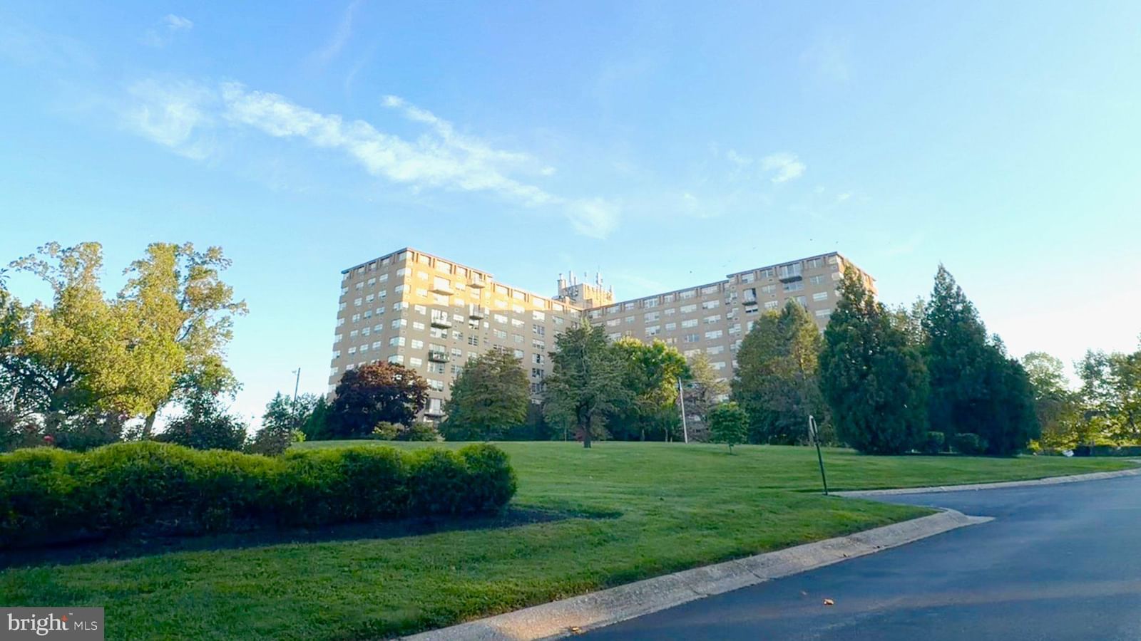 1030 E LANCASTER AVENUE #1019 photograph
