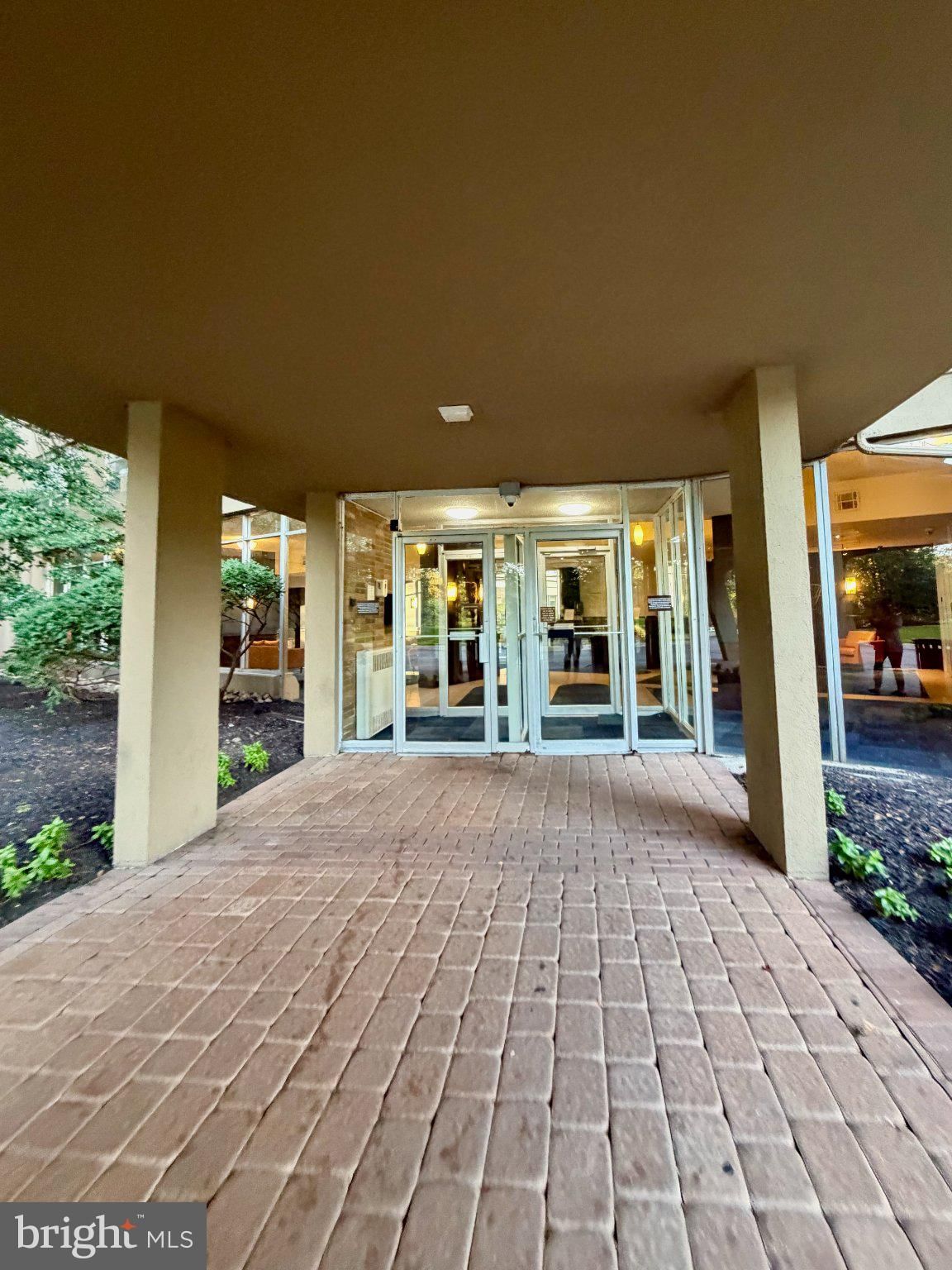 1030 E LANCASTER AVENUE #1019 photograph