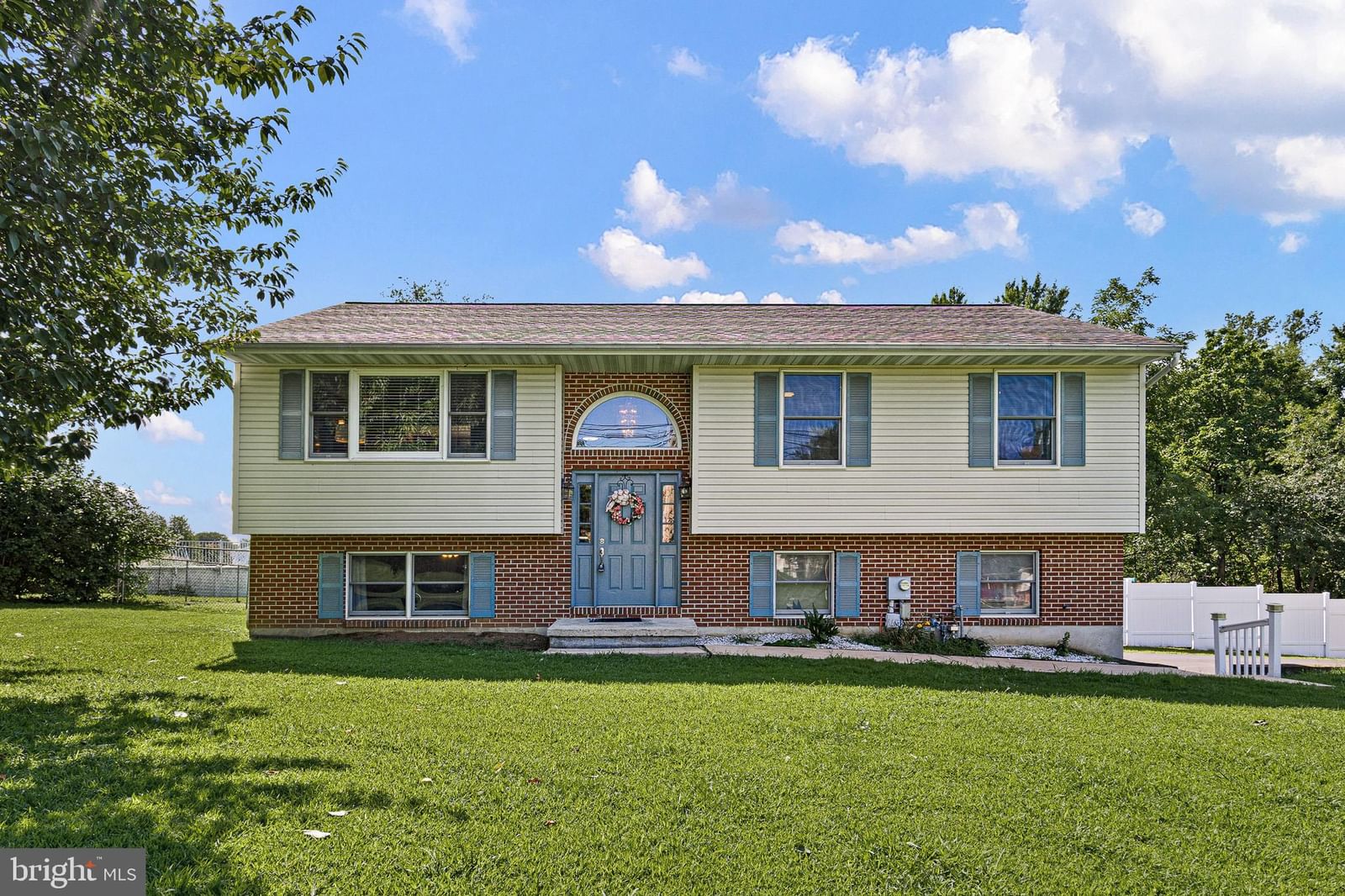 677 MEETINGHOUSE RD, UPPER CHICHESTER 19061, PA