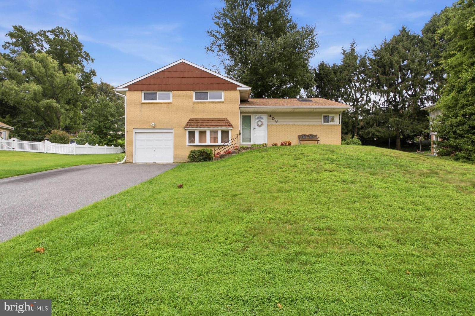 408 FOSTER DR, SPRINGFIELD 19064, PA