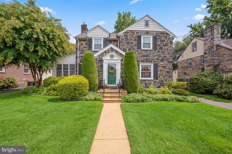212 BROCK ROAD