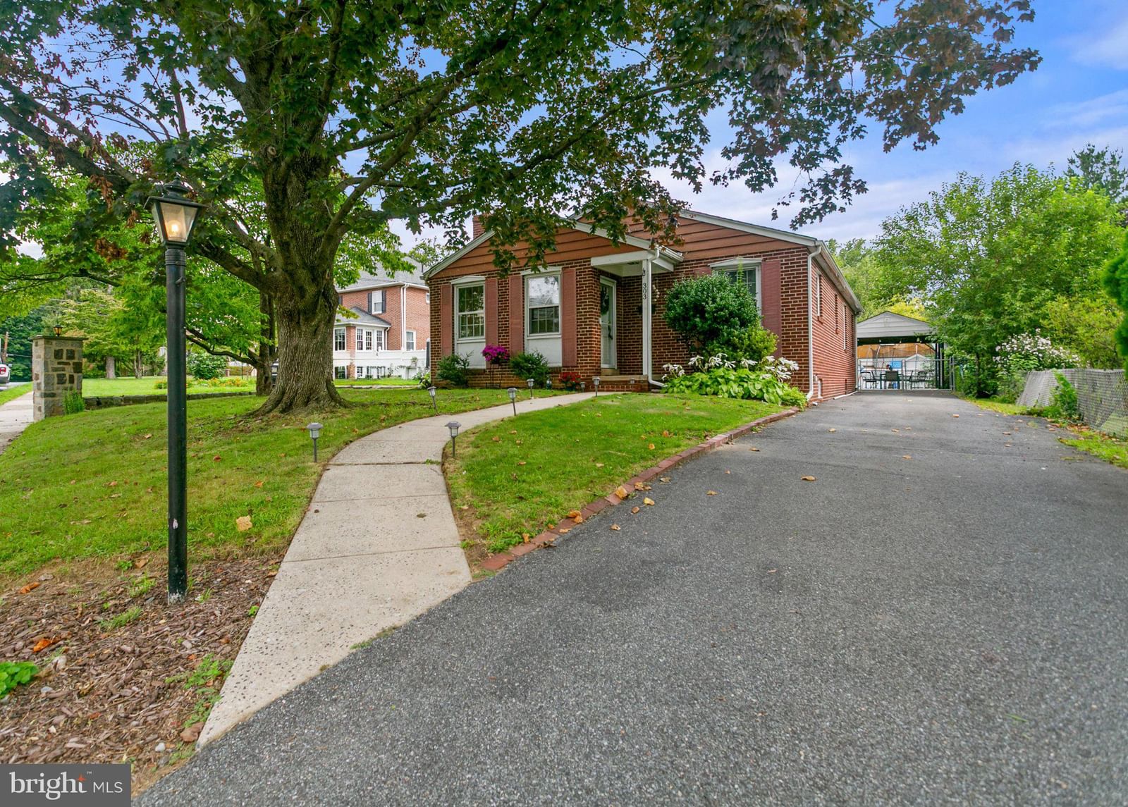 303 INSKEEP AVE, GLENOLDEN 19036, PA