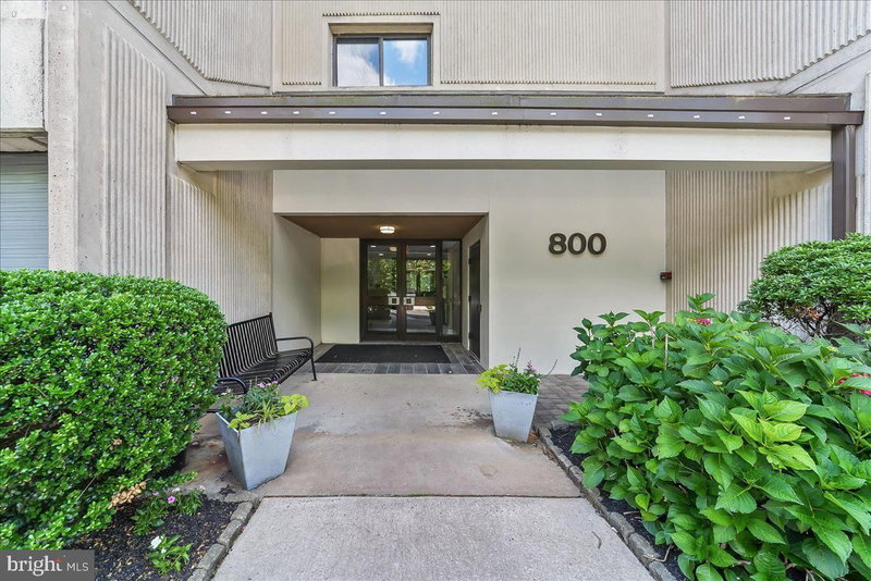 800 AVONDALE ROAD Unit 7A