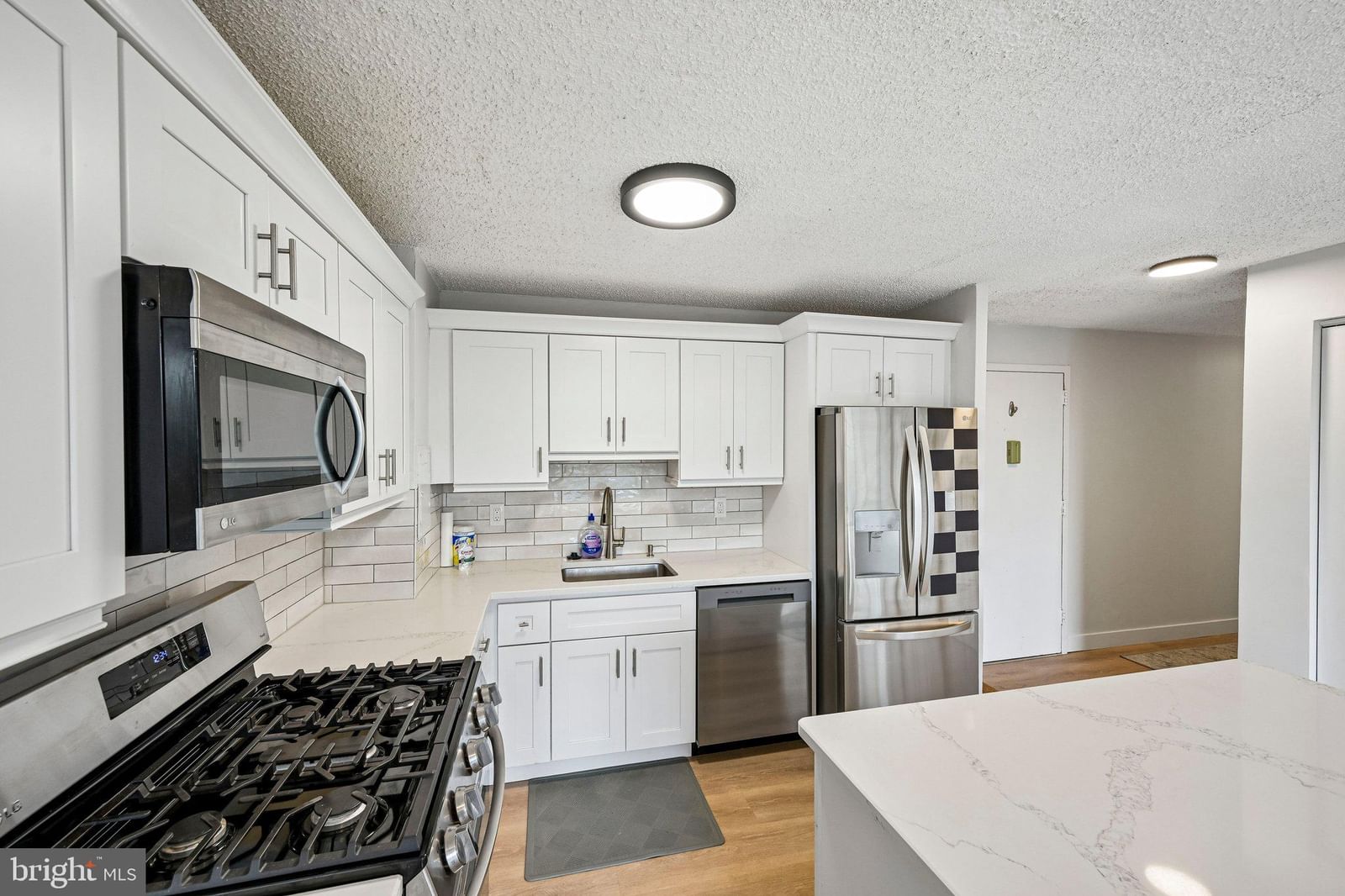 1030 E LANCASTER AVENUE #314 photograph