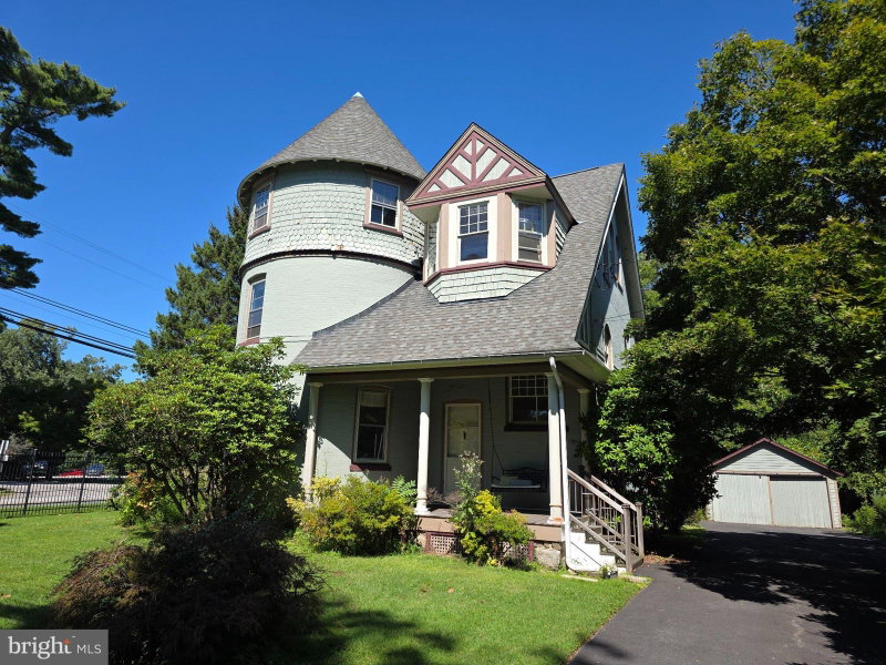 515 MOYLAN AVENUE
