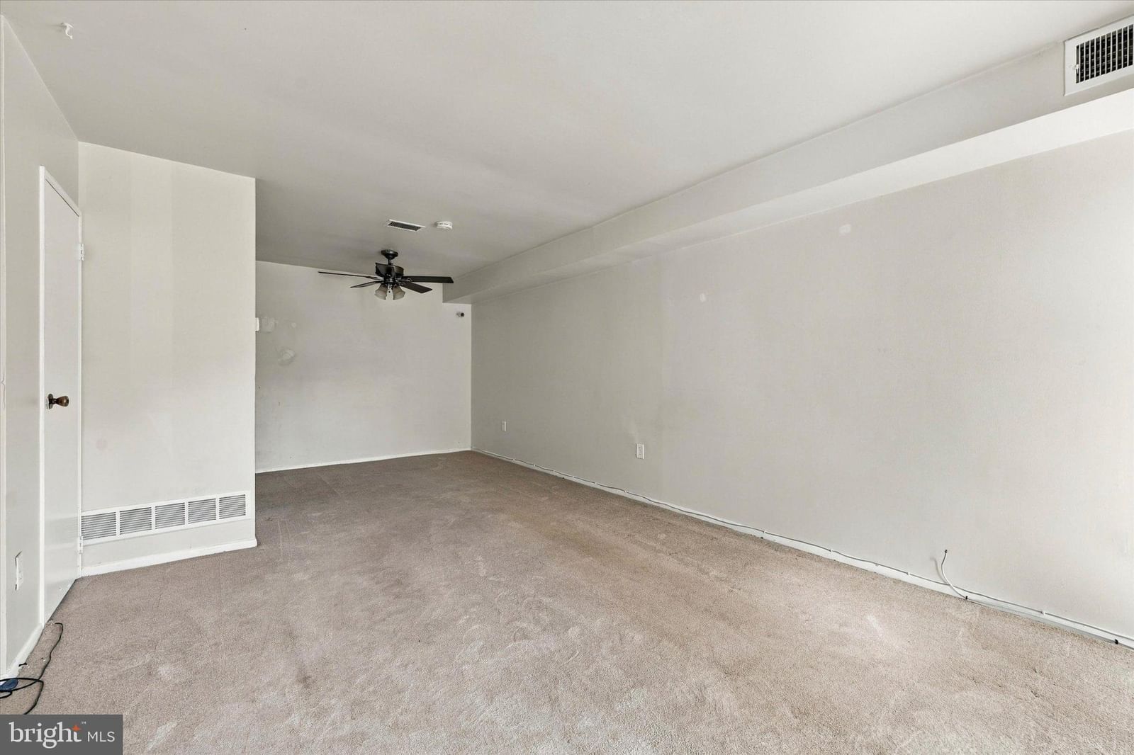 100 E GLENOLDEN AVENUE T-9 AVENUE #T-9 photograph