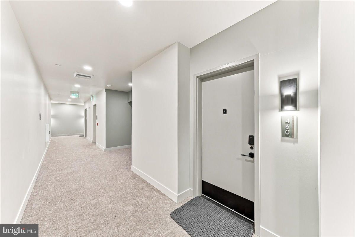 110 PARK AVENUE #460 photograph