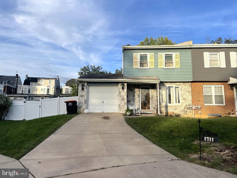 1711 TILIA CIRCLE