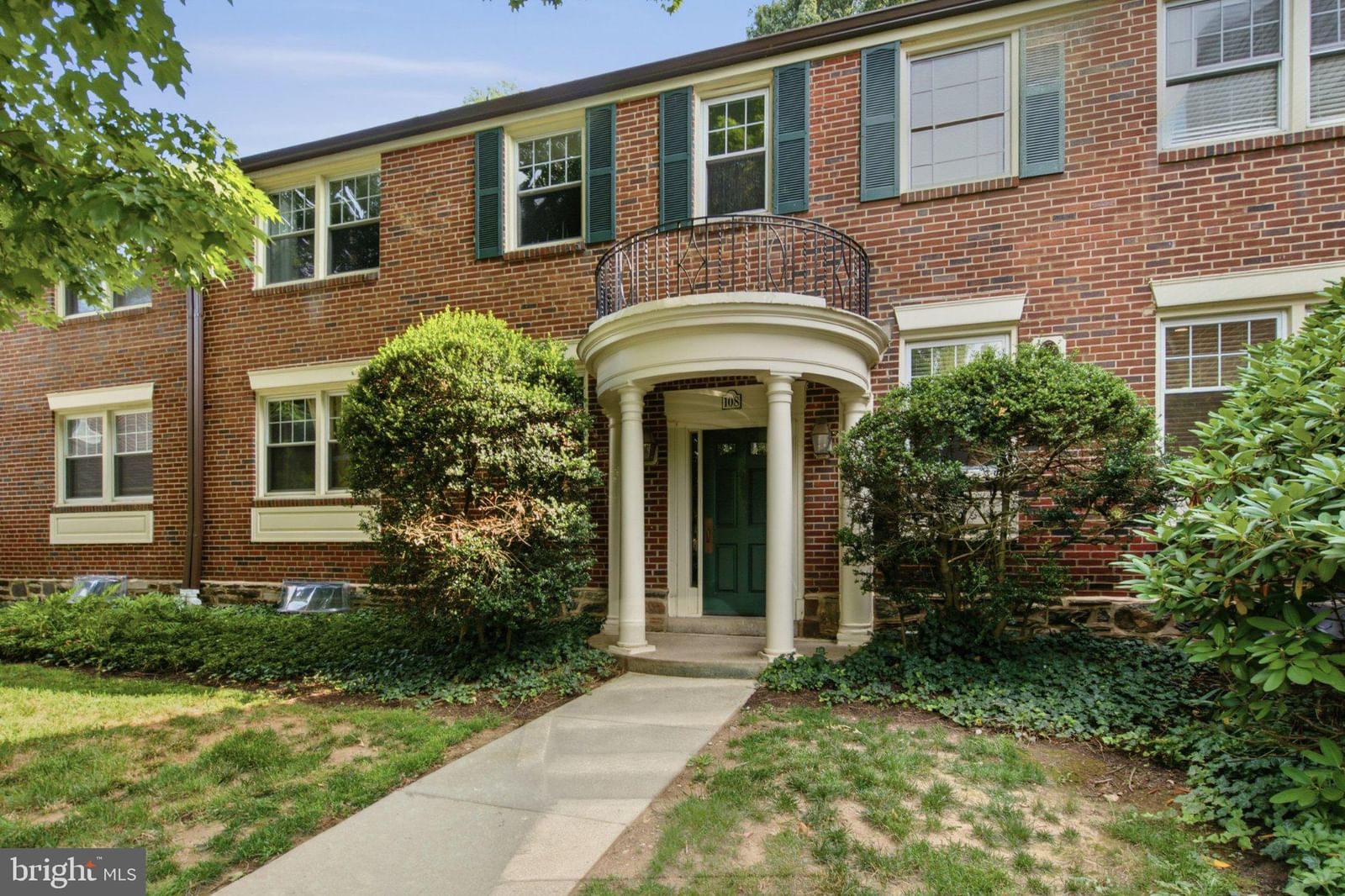 500 E E LANCASTER AVENUE #108A photograph