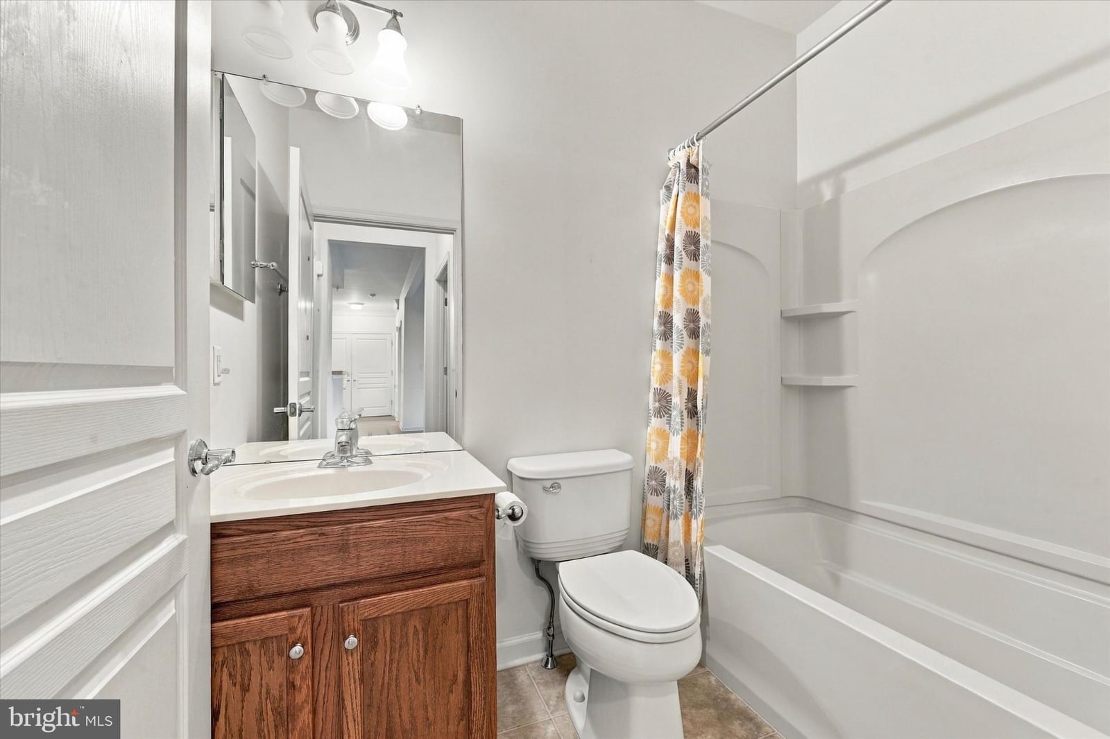 423 CREEKSIDE DRIVE #423 photograph