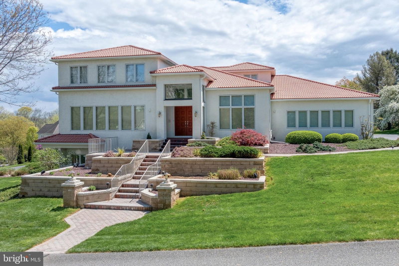23 DEERFIELD ROAD