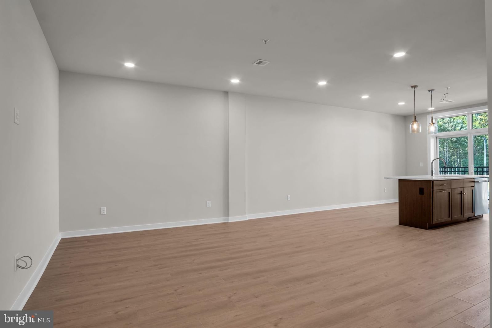 117 BLACKFORD BOULEVARD #108 photograph